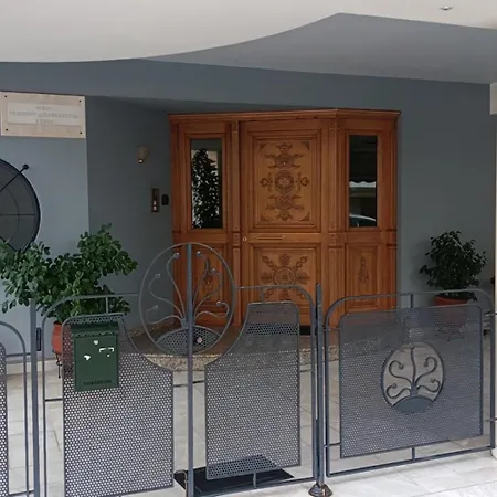 Country Escape Волос